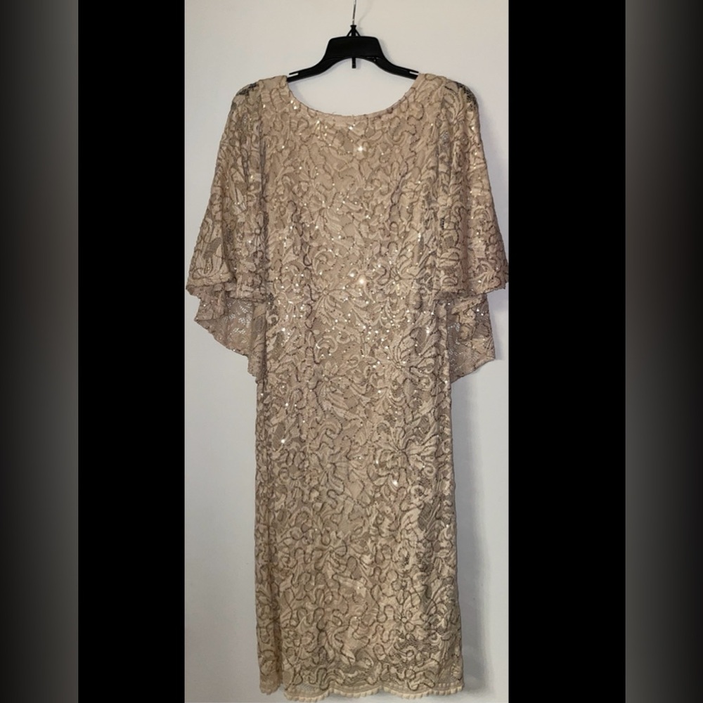 NWT Marina Lace Capelet Dress, Size 10, vanilla w/gold sequins